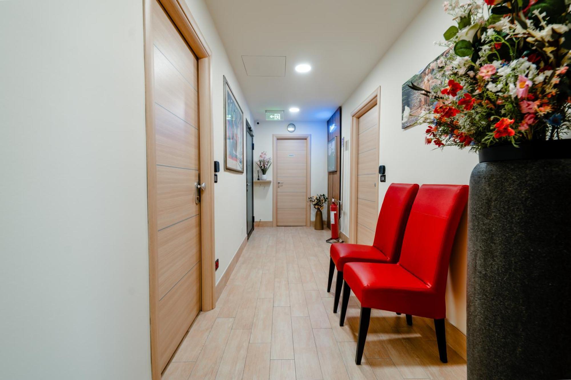 Independent Rooms — Photos 2